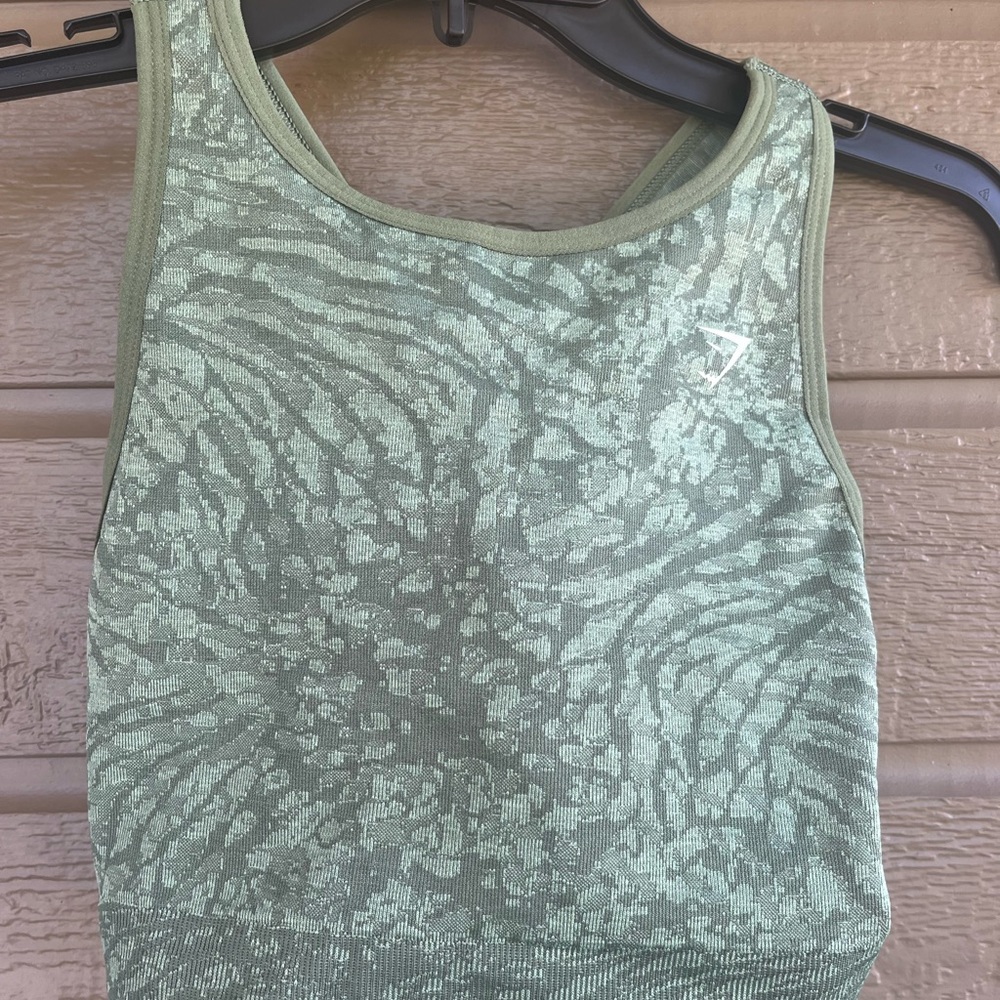 Gymshark Adapt Camo Bra Green Medium